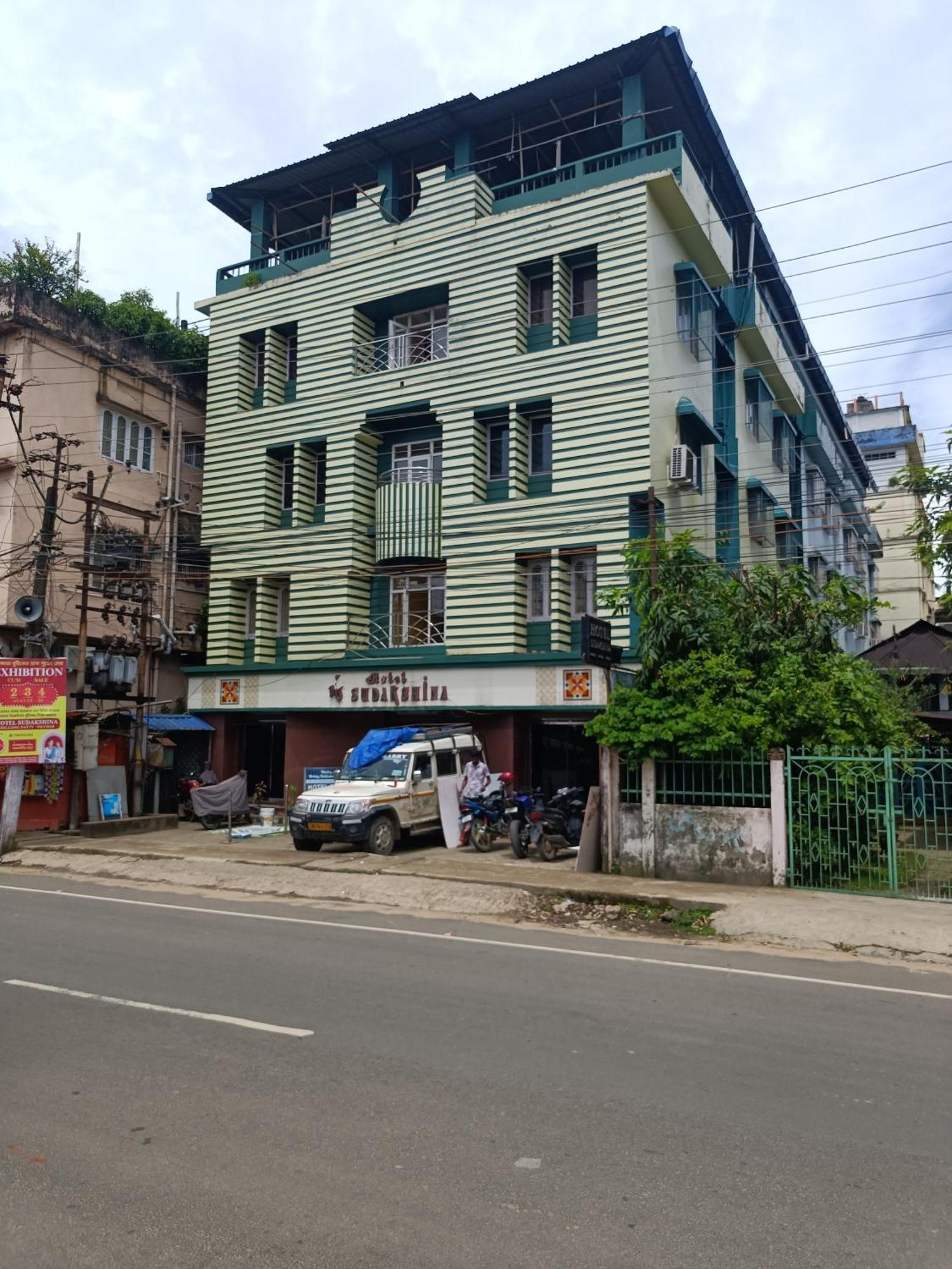 Hotel Sudakshina By Roh Silchar Exteriör bild