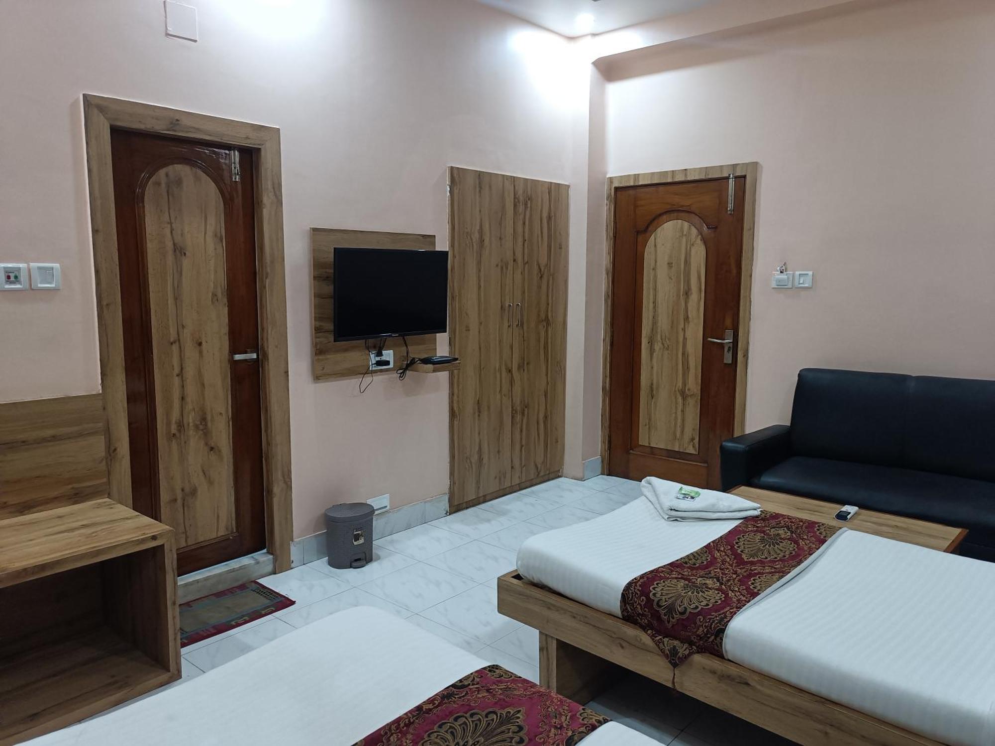 Hotel Sudakshina By Roh Silchar Exteriör bild
